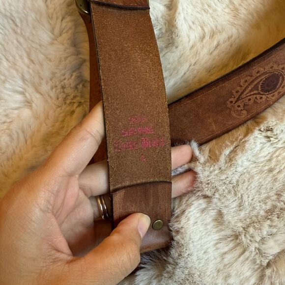 Vintage Y2K Lucky Brand Leather Tooled Embossed Brown Belt Paisley Pattern Sz L - Picture 5 of 7